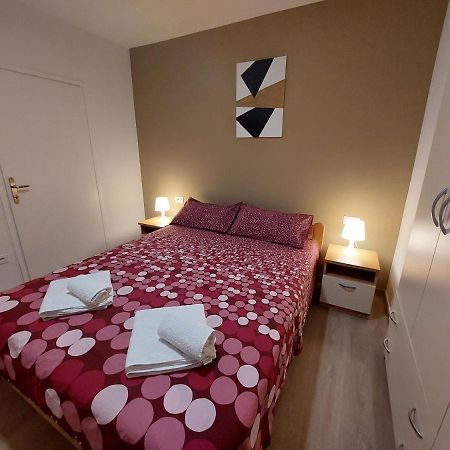Apartment Luisa Пореч Экстерьер фото